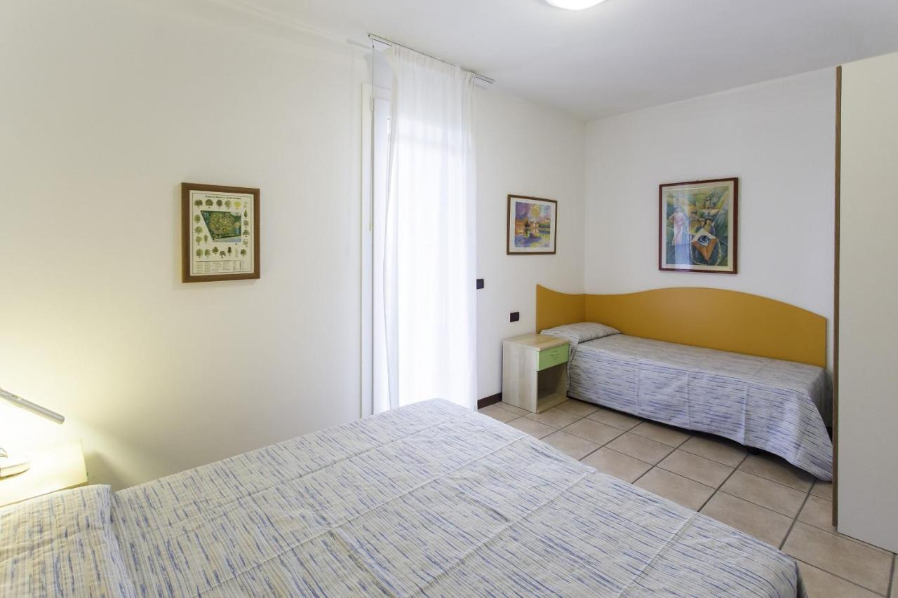 Апартаменты Betulle Lido Altanea Каорле Экстерьер фото